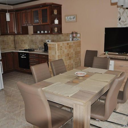 Gyorszem Apartman Exterior foto